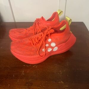 Women's Kype Pro Running Shoe - Shock size 8